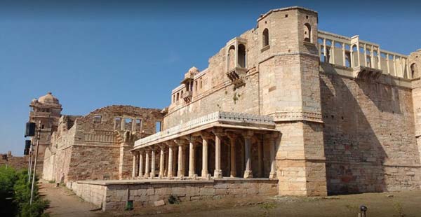 Kumbha's palace